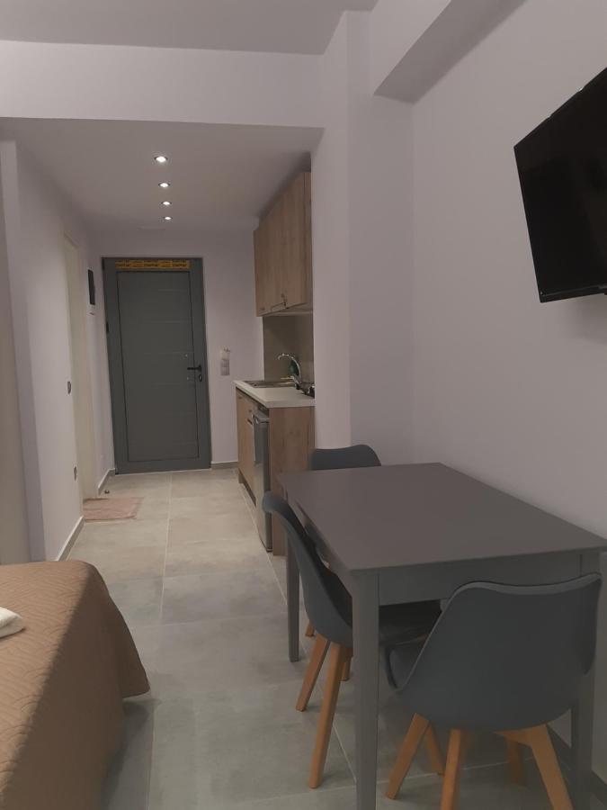 Gold Apartments Platanes  Bagian luar foto