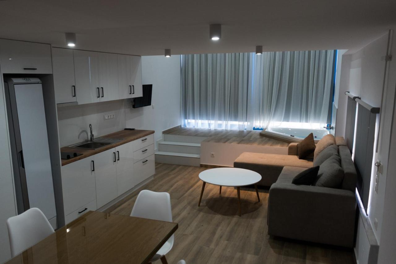 Gold Apartments Platanes  Bagian luar foto