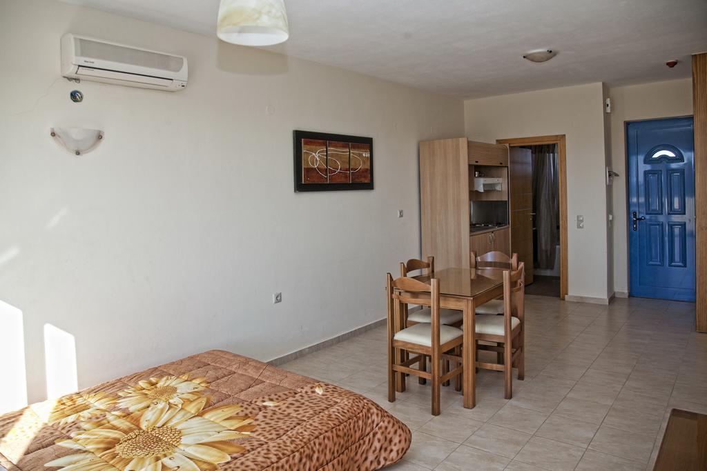 Gold Apartments Platanes  Bagian luar foto